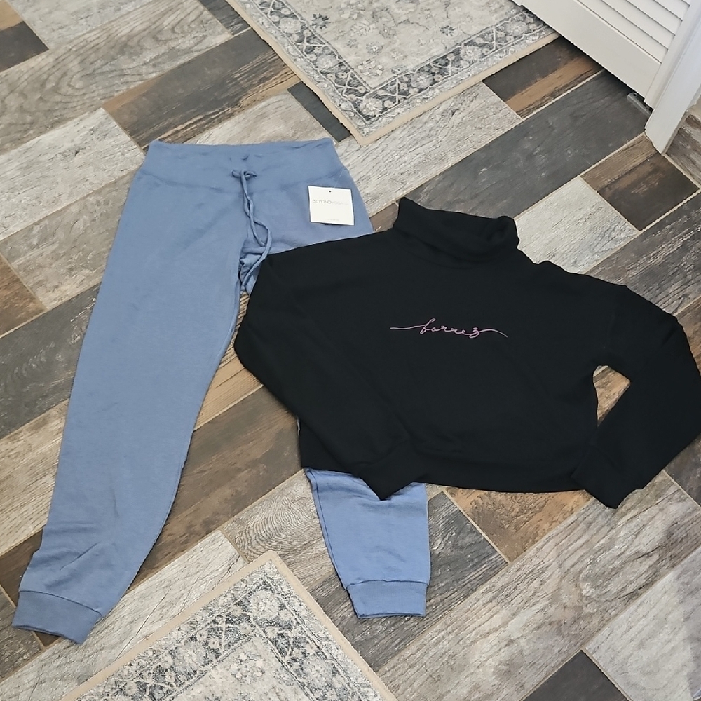 Beyond Yoga Set